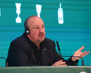Μπενίτεθ: «Μπορώ να εγγυηθώ ότι θα κάνουμε το παν για να πάμε προς τους τίτλους»