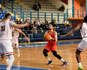 Επικράτησε ο Πανερυθραϊκός της Δόξας Λευκάδας και κλείνει «ραντεβού» με τη Μύκονο, τα ζευγάρια των Playoffs