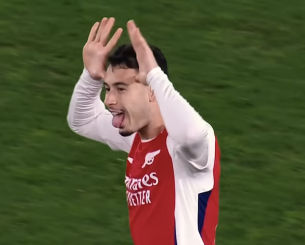 Γράφει ιστορία στο Champions League ο Μαρτινέλι (video)