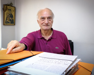 Συγκλονίζει ο Μανώλης Μαυρομμάτης: «Τα χτυπήματα ήταν πολλά - Κάηκε το σπίτι μου και έχασα την γυναίκα μου»