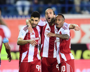 Η βαθμολογία της Super League μετά τις νίκες του Ολυμπιακού και του ΠΑΟΚ