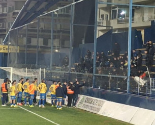 Τα... άκουσαν από τους οργανωμένους οι παίκτες του Παναιτωλικού μετά την ήττα από τον Λεβαδειακό (video)