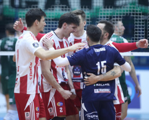 Ο Ολυμπιακός σε τρομερή ανατροπή κέρδισε 3-2 σετ τον Παναθηναϊκό και κατέκτησε και το Super Cup!