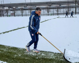 Αποθέωσε τον Μεντιλίμπαρ η Marca: «Επιβεβαιώνει ότι είναι Θεός στον Ολυμπιακό»