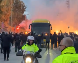 Αποθέωση στην υποδοχή της ΑΕΚ στη Νέα Φιλαδέλφεια (video)