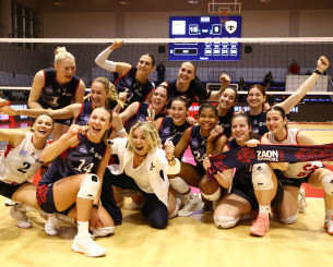 Ο ΖΑΟΝ πριν έναν χρόνο βρισκόταν στην Pre League και τώρα διεκδικεί τον τίτλο της Volley League Γυναικών
