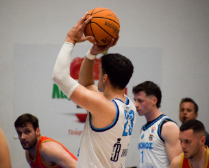 Ένα βήμα πριν το F4 η Μύκονος με το 3-0 κόντρα στον Πανερρυθραϊκό - Νίκη Κόροιβου στο Ψυχικό