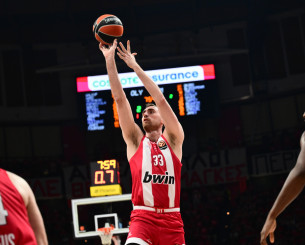 Ο «διπλός» Μιλουτίνοβ MVP των Game 1 στα playoffs