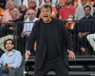Αταμάν: «Ο Χέιζ-Ντέιβις είχε την εμπειρία και το ειδικό βάρος να πάρει το σουτ της νίκης»