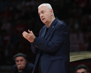 Σάκοτα: «Όταν ο Ολυμπιακός παίζει 40 λεπτά δυνατά, όλα είναι περιορισμένα»