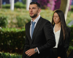 Γιατί η Σεβίλλη δεν λύνει το συμβόλαιο του Ράφα Μιρ, παρά την καταδίκη του