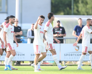 Με «ζωγραφιά» του Ζότα Σίλβα το 2-0 του Ολυμπιακού (video)