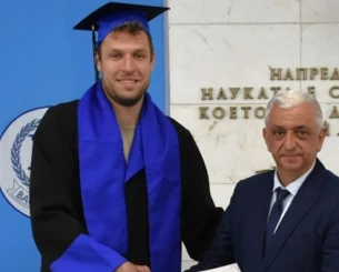 Ο Σάσα Βεζένκοφ πήρε πτυχίο - Από ποια σχολή αποφοίτησε