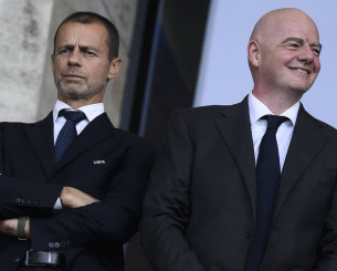 Στα άκρα η σύγκρουση UEFA και FIFA: Τα 42 ερωτήματα για τις σχέσεις Ινφαντίνο με την οικογένεια Τραμπ