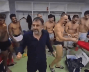 Απίθανες σκηνές στην Αλβανία - Πρόεδρος ομάδας έκανε «ντου» στα αποδυτήρια με τσάντα γεμάτη μετρητά για να μοιράσει πριμ