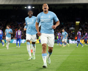 Συνεχίζεται η «μάχη» για τα αστέρια στην Premier League - Το πρόγραμμα και η βαθμολογία