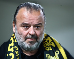 Ο Ηλιόπουλος θα διαθέσει πλοίο για τη μετακίνηση των οπαδών του ΟΦΗ στον τελικό