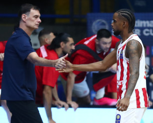 Μπαρτζώκας: «Ο Μοντέρο ελέγχει την ομάδα πλήρως, τι να εγκλιματιστεί...;»
