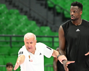 Πανέτοιμος ο Φαλ για την Φενέρμπαχτσε - To video του Athletiko