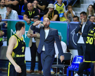 «Πονοκέφαλος» για τον Σπανούλη τα λάθη του Αρη στην πρεμιέρα με την Καρδίτσα