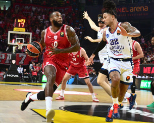 Ο Ολυμπιακός «έπνιξε» την Εφές στη Sunel Arena και επέστρεψε στις νίκες στη Euroleague