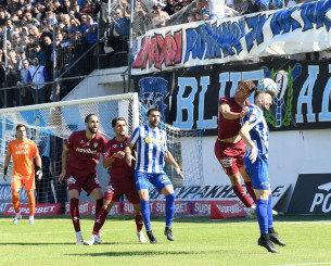 Η ΑΕΛ πήρε πολύτιμη ισοπαλία (2-2) στο ντέρμπι με τη Νίκη Βόλου και διεύρυνε το αήττητο σερί