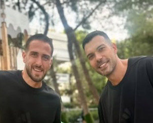 Συνάντηση Φορτούνη και Σλούκα - Η κοινή φωτογραφία με τον γιο του Γιάννη Βαρδή