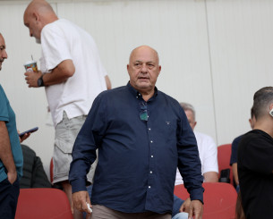 Πυρά Μπέου για Παπαπέτρου: «Οταν τελειώσει την διαιτητική του καριέρα έχει εξασφαλισμένη καριέρα χειρουργού»