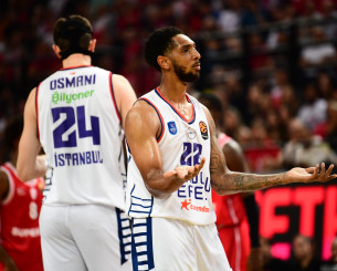 Πέιν για Τζέιμς: «Είναι ο Κόμπι της EuroLeague, μεγάλη πίεση το να τον αντικαταστήσω»