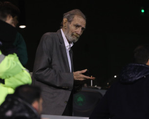 To ύστατο χαίρε της ΚΑΕ Ολυμπιακός στον Γιώργο Βαρδινογιάννη