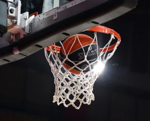 Τέσσερα μέλη της ΕΟΚ υπέβαλλαν την παραίτησή τους