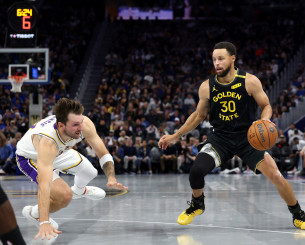 Ο Κάρι «έστειλε» τον Ντόντσιτς στο παρκέ: Το ankle breaker που... ξεσήκωσε το Chase Center (video)