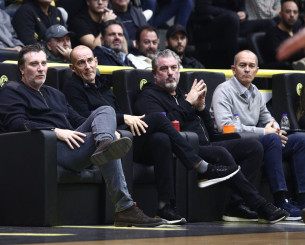 Απαγόρευση εισόδου στον πρόεδρο του Αμαρουσίου για έναν μήνα