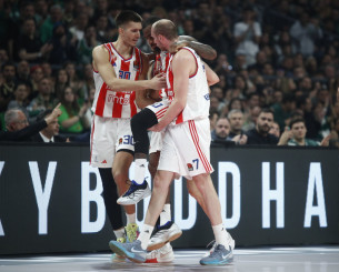 Ο Ερυθρός Αστέρας νίκησε την Ιγκοκέα αλλά ανησυχεί για τον ΜακΙντάιρ