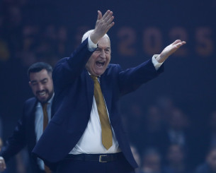 Σάκοτα: «Θα μπορούσαμε να είχαμε χάσει πιο εύκολα, ο κόσμος μας κράτησε σαν να έβαλε… 20 πόντους»