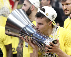 Η Euroleague ρώτησε τον Μπογκντάνοβιτς ποιος θα κατακτήσει την κούπα - Απόλυτα ξεκάθαρη η απάντησή του