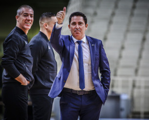 Ο Πασκουάλ επιστρέφει στην EuroLeague: Εφές και Μπαρτσελόνα στο «κυνήγι» της υπογραφής του