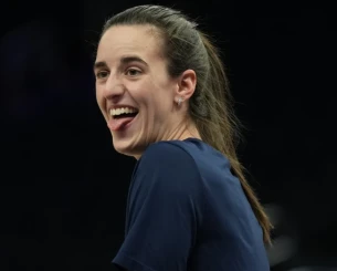 Η μεγάλη μεταγραφή του Αθηναϊκού από το WNBA βγάζει σχεδόν τα διπλάσια φέτος από την Κέιτλιν Κλαρκ!