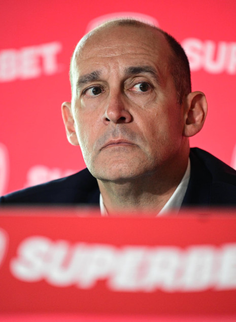 Π. Αγγελόπουλος στο Athletiko για Γουόκαπ και Ντόρσεϊ: «Οποιοσδήποτε άλλος μπορεί να πιέζεται, εμείς όχι»