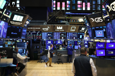 Από τα παρκέ και τα γήπεδα στη Wall Street: Το μεγάλο στοίχημα με την Anthropic