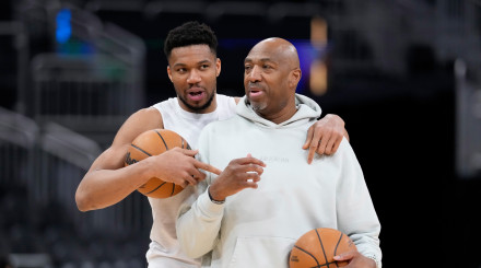 Ο εκατομμυριούχος σταρ του NBA που αναγκάστηκε να δουλέψει σε καφετέρια