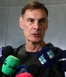 Μπαρτζώκας: «Θα ήταν ιδανικό να παίξει άμεσα ο Κόντσαρ»