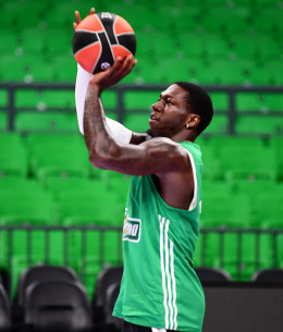 Σε mode MVP: Ο Ναν έβαλε 17 συνεχόμενα τρίποντα κι έμεινε για έξτρα μισάωρη προπόνηση στο T-Center