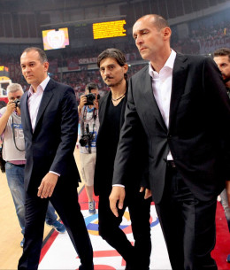 Αγγελόπουλοι και Γιαννακόπουλος στο Κόμο για την κρίσιμη συνεδρίαση της Euroleague