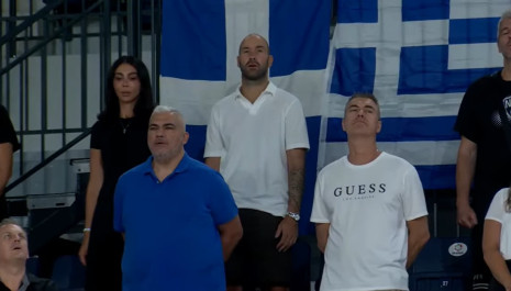 Ο Σπανούλης στο πλευρό της Εθνικής Παίδων στον μεγάλο προημιτελικό με Λετονία