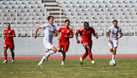 Superbet League 2: Πέντε δυνατές αναμετρήσεις την Κυριακή και το Ελλάς Σύρου – Νίκη Βόλου LIVE στο Superbet.gr