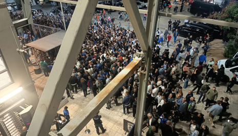 H εικόνα έξω από την Τούμπα 25 λεπτά πριν την έναρξη της Εθνικής