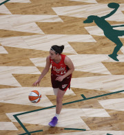 Ιστορική Κέιτλιν Κλαρκ: Triple-double και νέο κεφάλαιο στα βιβλία του WNBA!