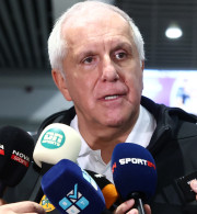 Ομπράντοβιτς: «Τα πάντα αρχίζουν από την άμυνα»