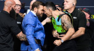 Ο Conor McGregor επέστρεψε και έκανε… ροντέο το face off με τον Max Holloway (video)